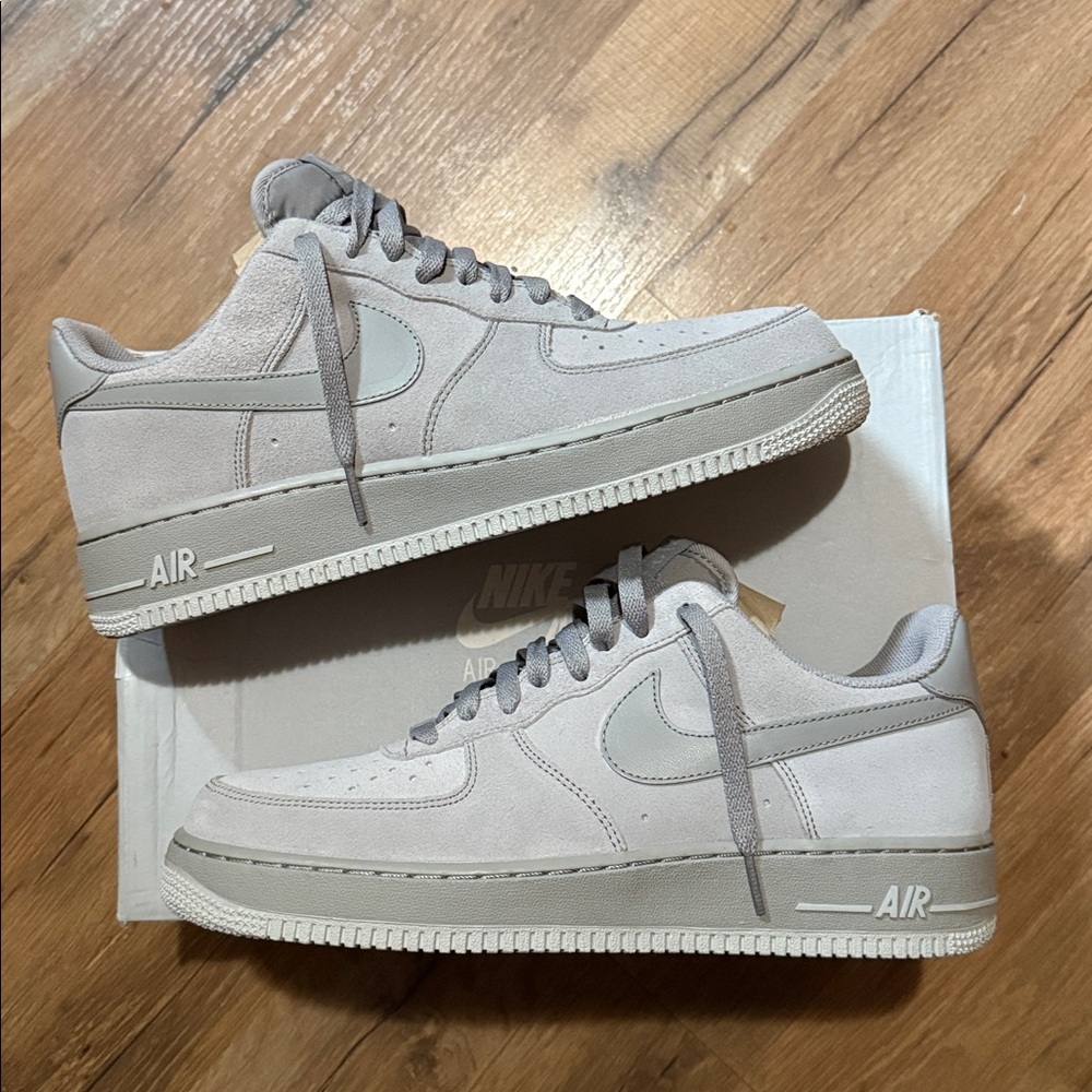 2011 Nike Air Force 1 Medium Grey Suede - Picture 13 of 14